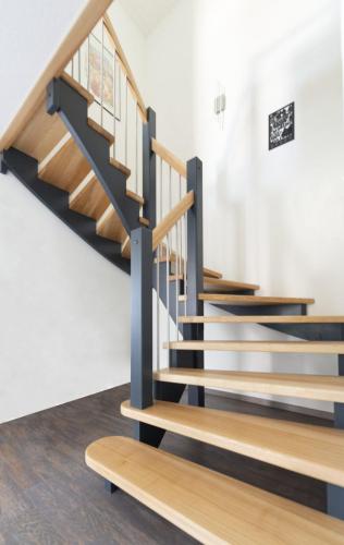 2020.09.21_StaviaBois_escalier-_035-Modifier_web-scaled